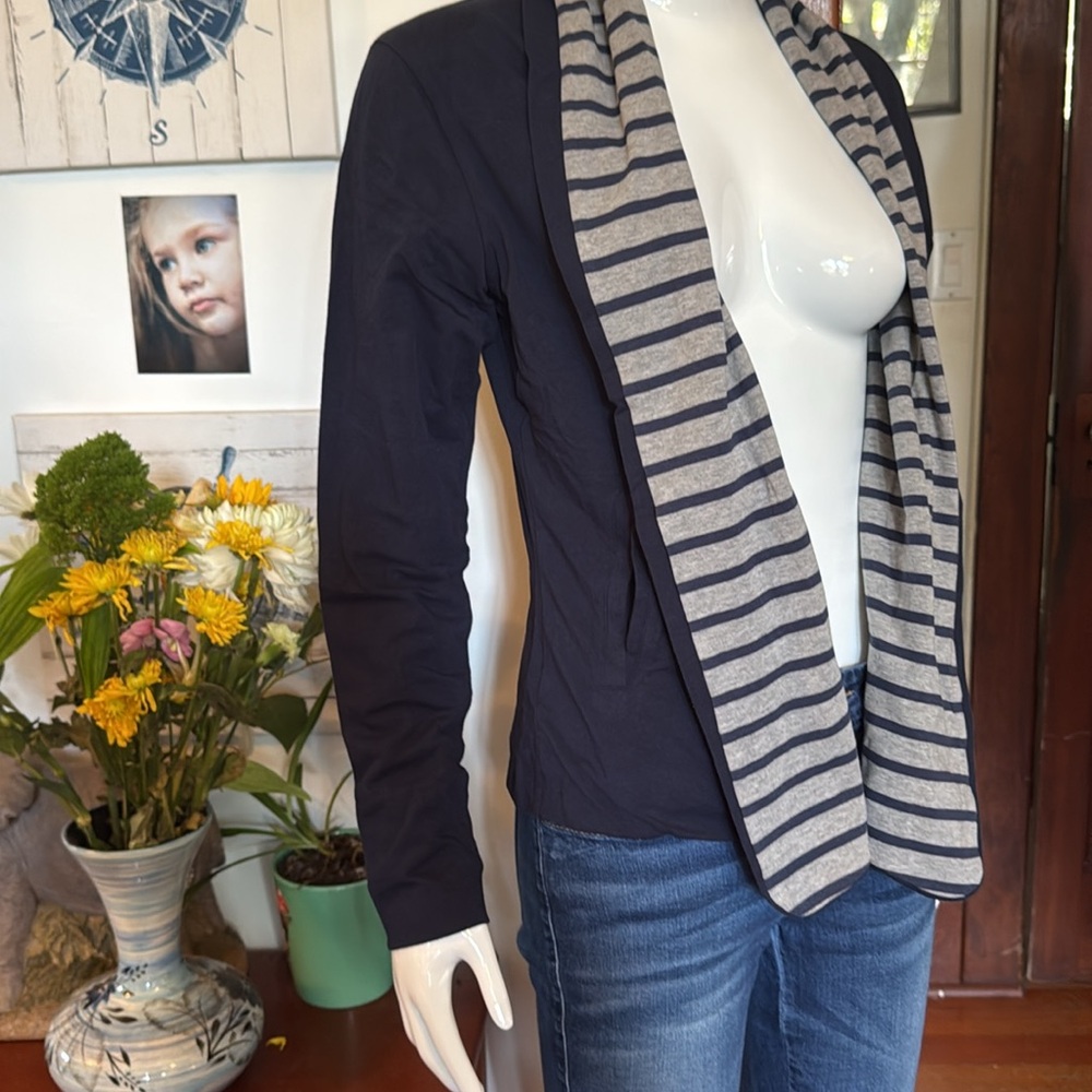 NWT Eddie Bauer size small Striped Navy and Gray Women's sweater cardigan jacket
